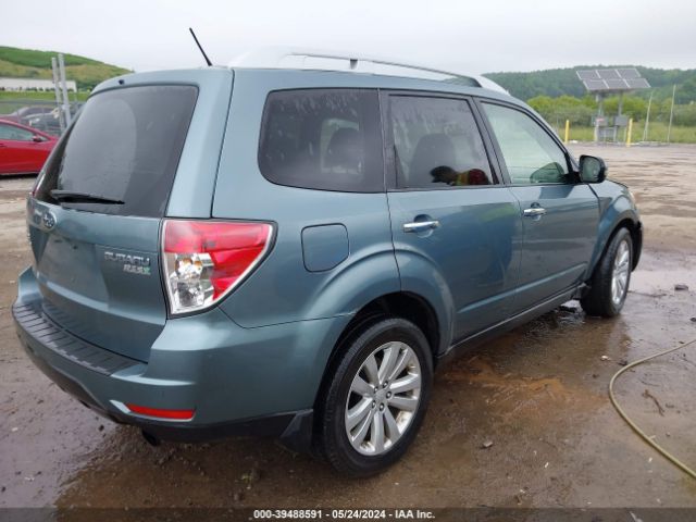 Photo 3 VIN: JF2SHAGC4DH413880 - SUBARU FORESTER 