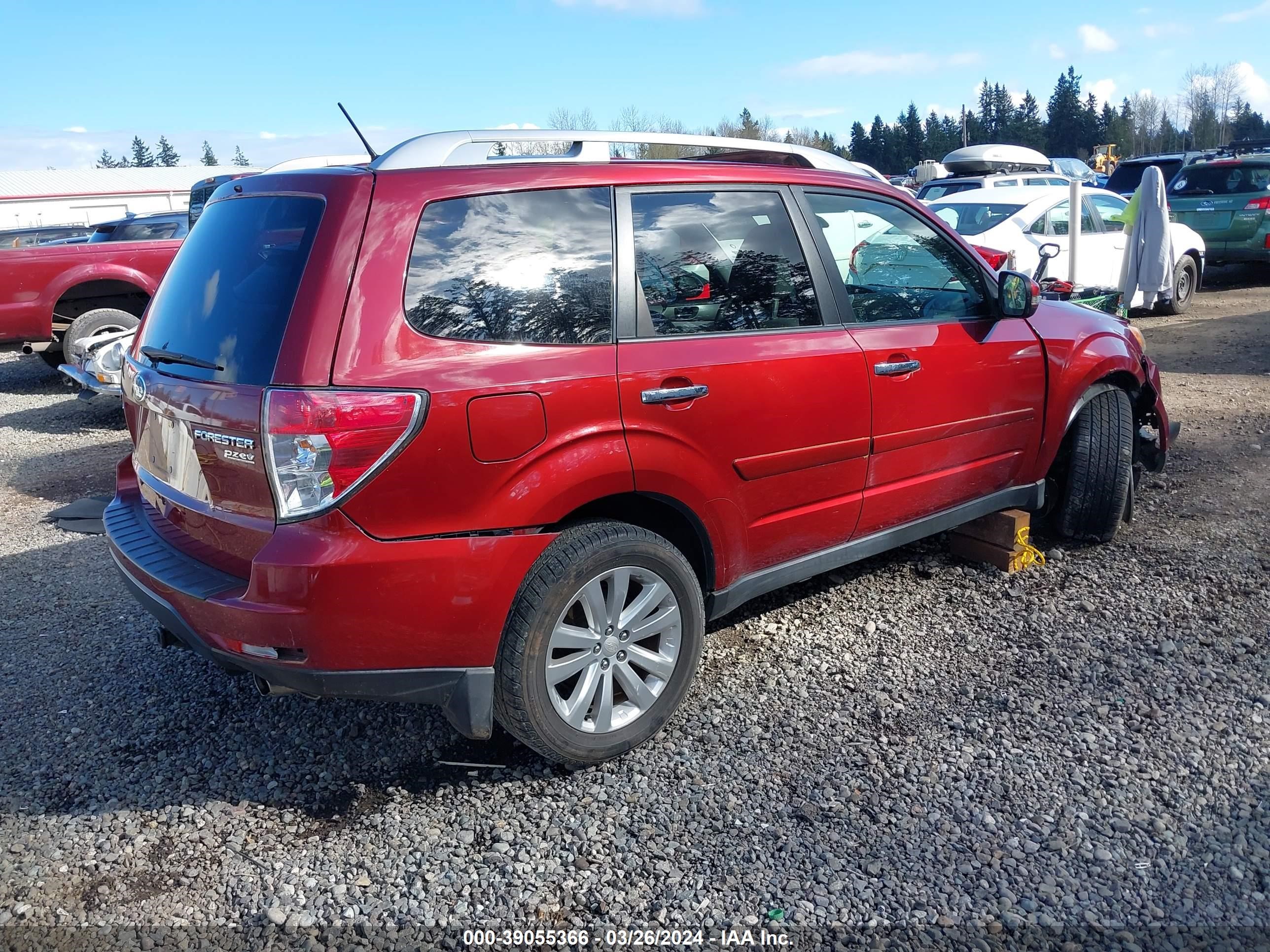 Photo 3 VIN: JF2SHAGC5BH760065 - SUBARU FORESTER 