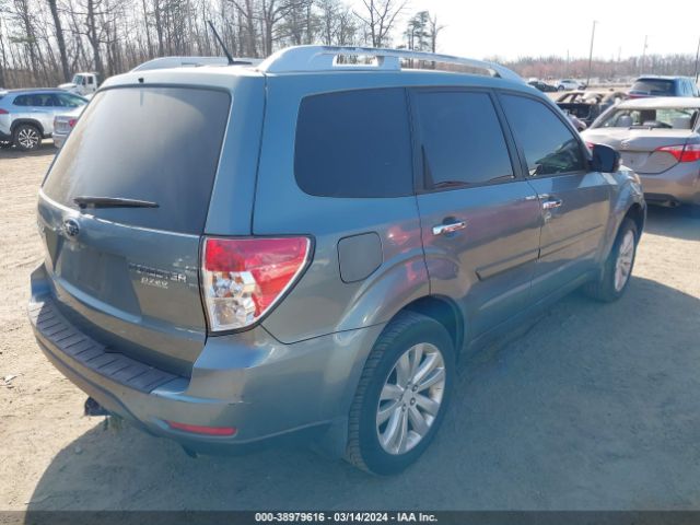 Photo 3 VIN: JF2SHAGCXCH413803 - SUBARU FORESTER 