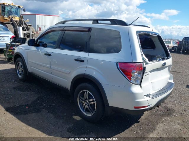 Photo 2 VIN: JF2SHBBC0BG707258 - SUBARU FORESTER 