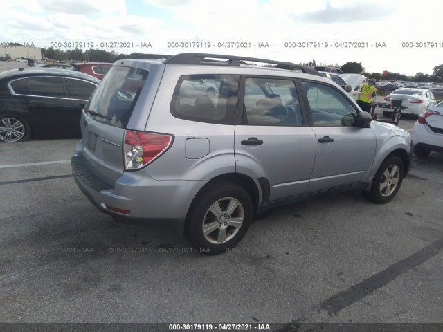 Photo 3 VIN: JF2SHBBC8CH422772 - SUBARU FORESTER 