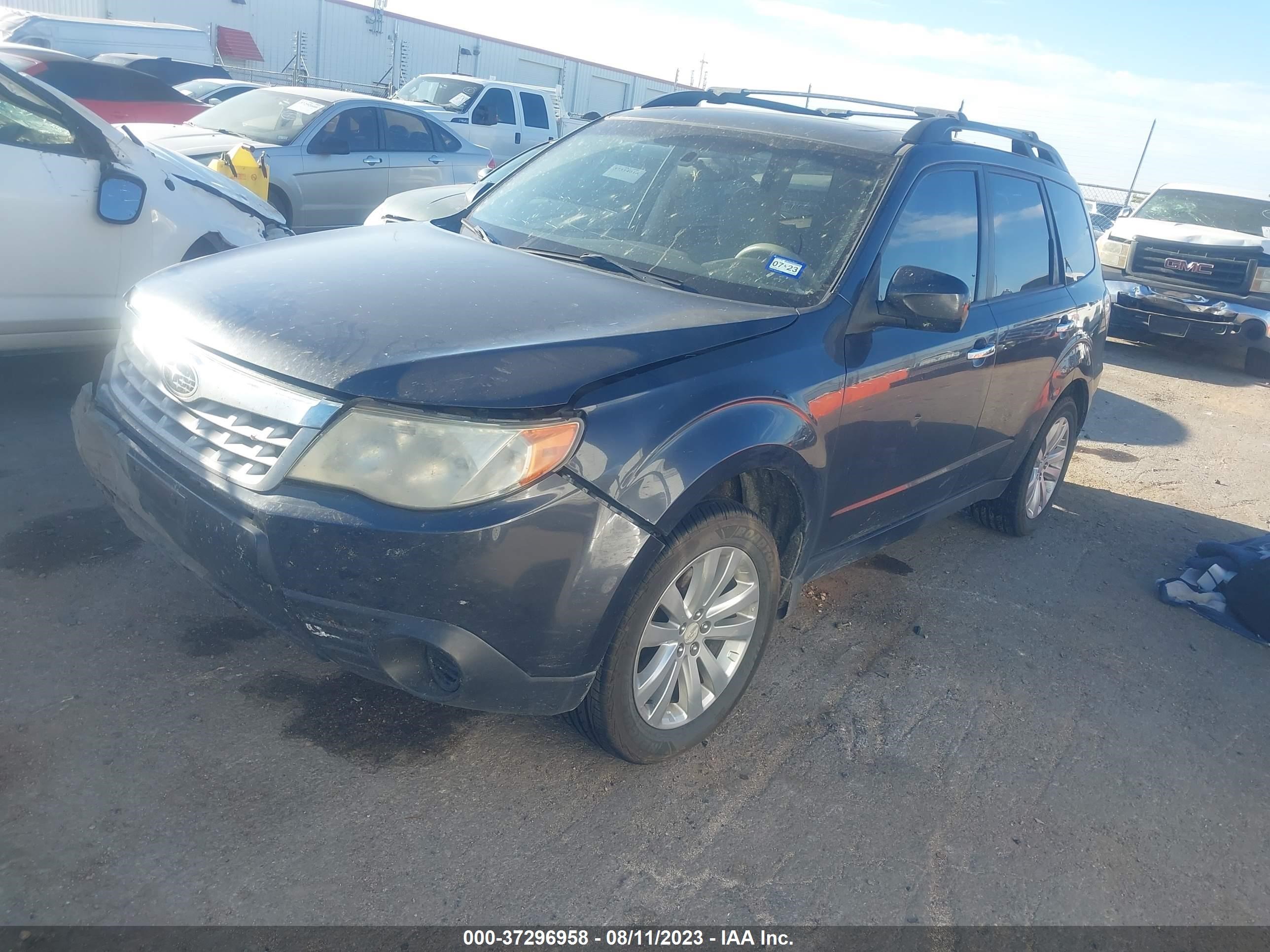 Photo 1 VIN: JF2SHBCC9CH429440 - SUBARU FORESTER 