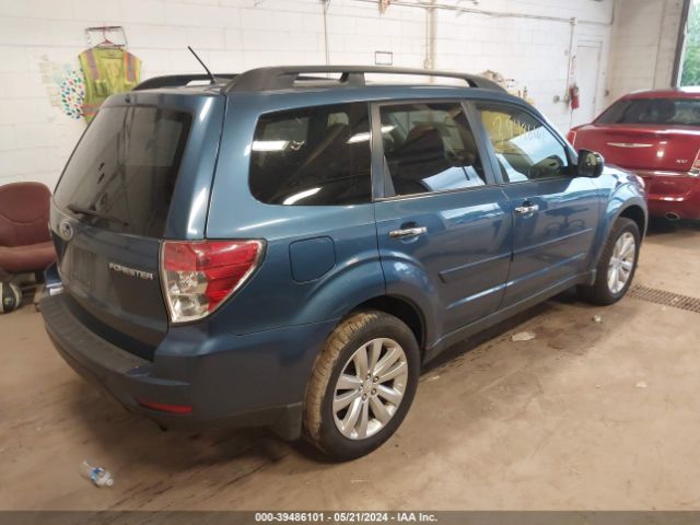 Photo 3 VIN: JF2SHBDC4CH439369 - SUBARU FORESTER 