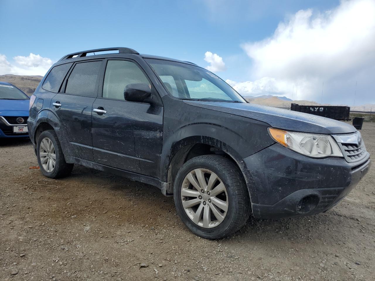 Photo 3 VIN: JF2SHBDC7BH774642 - SUBARU FORESTER 