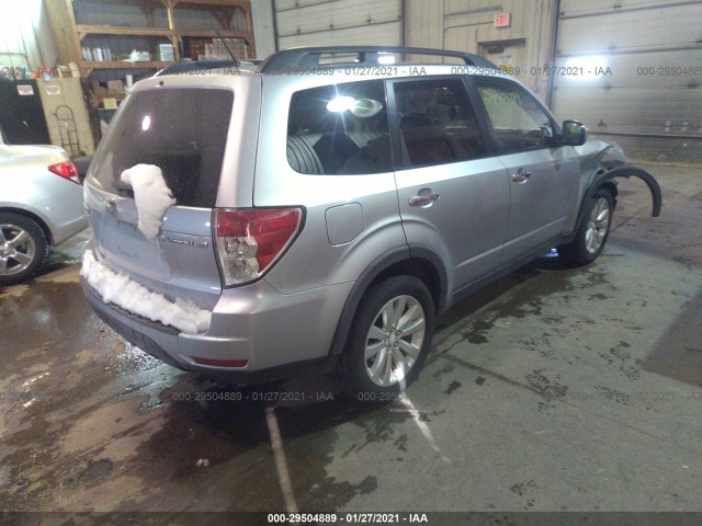 Photo 3 VIN: JF2SHBDC9CH416010 - SUBARU FORESTER 