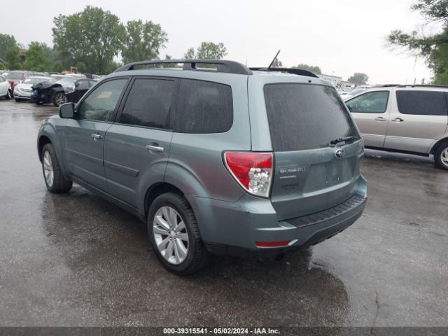 Photo 2 VIN: JF2SHBEC2BH761070 - SUBARU FORESTER 