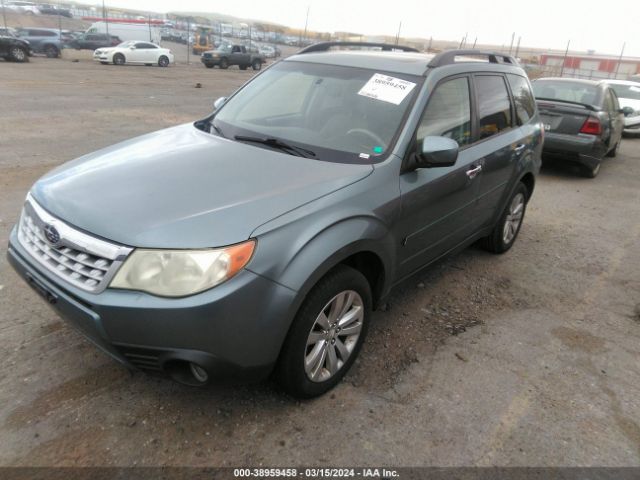 Photo 1 VIN: JF2SHBEC2CH408555 - SUBARU FORESTER 