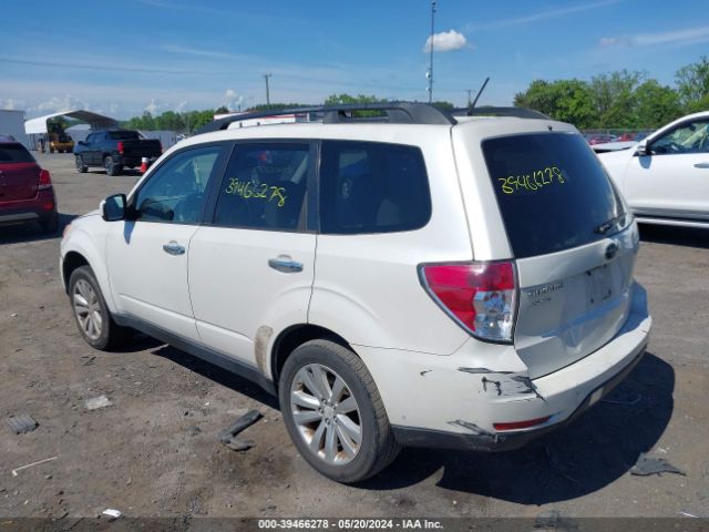 Photo 2 VIN: JF2SHBEC5BH742626 - SUBARU FORESTER 