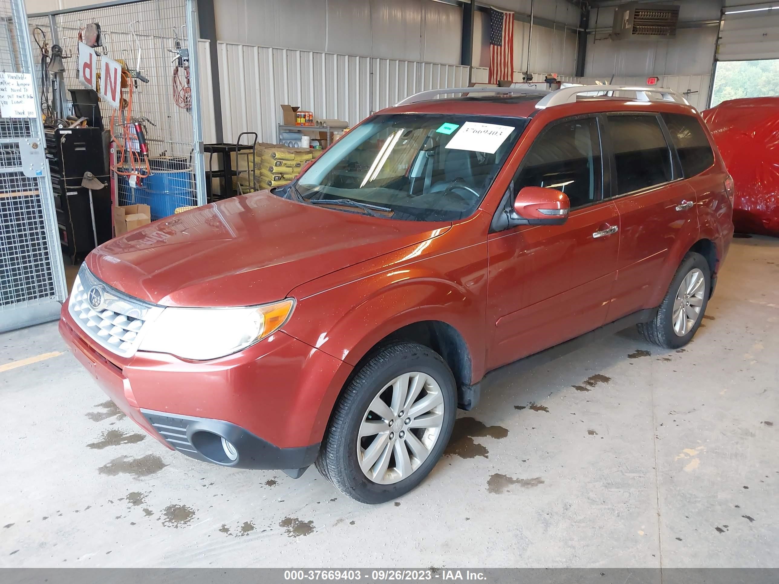 Photo 1 VIN: JF2SHBGC3BH703644 - SUBARU FORESTER 