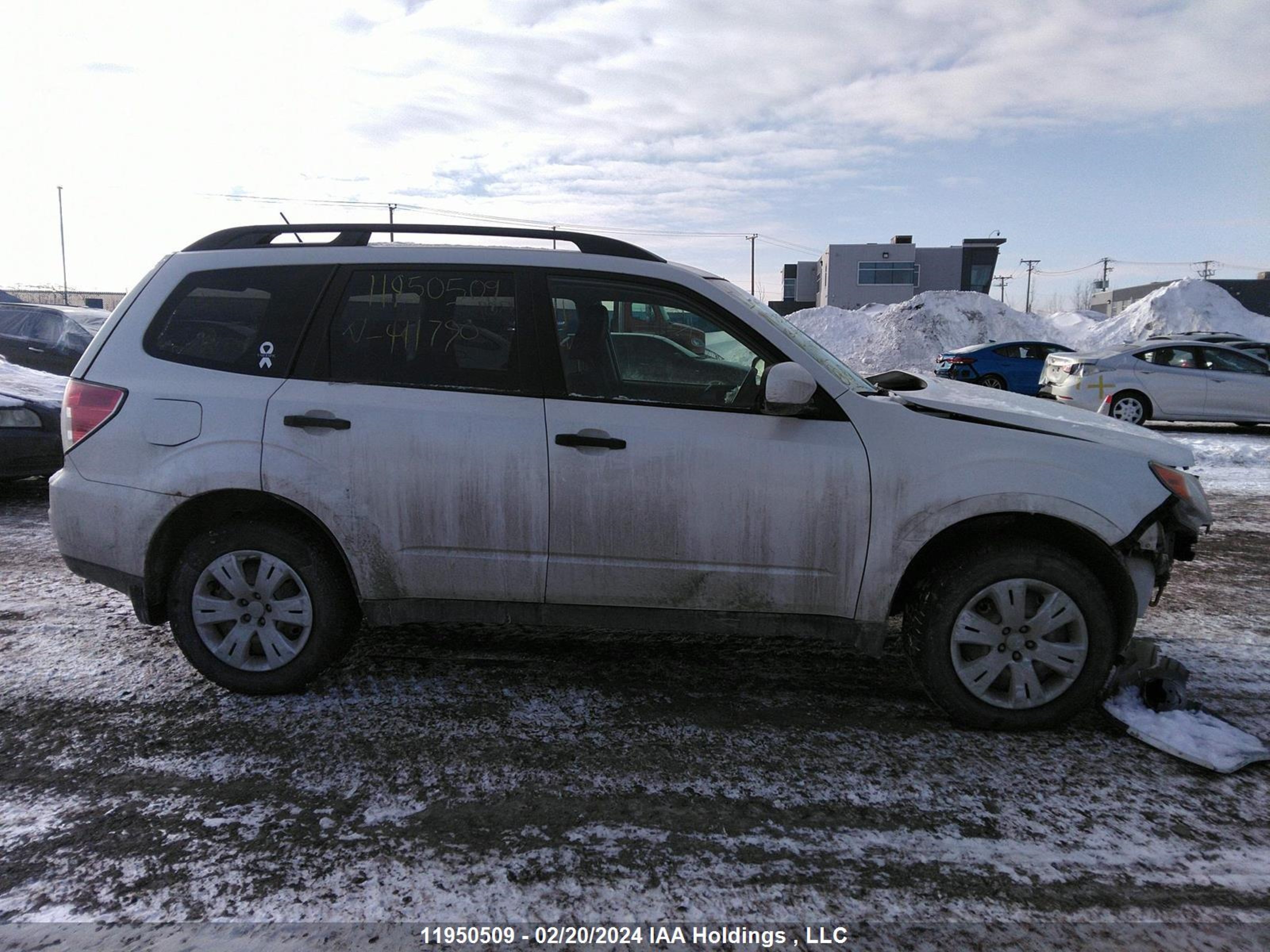 Photo 13 VIN: JF2SHCBC0DH411790 - SUBARU FORESTER 