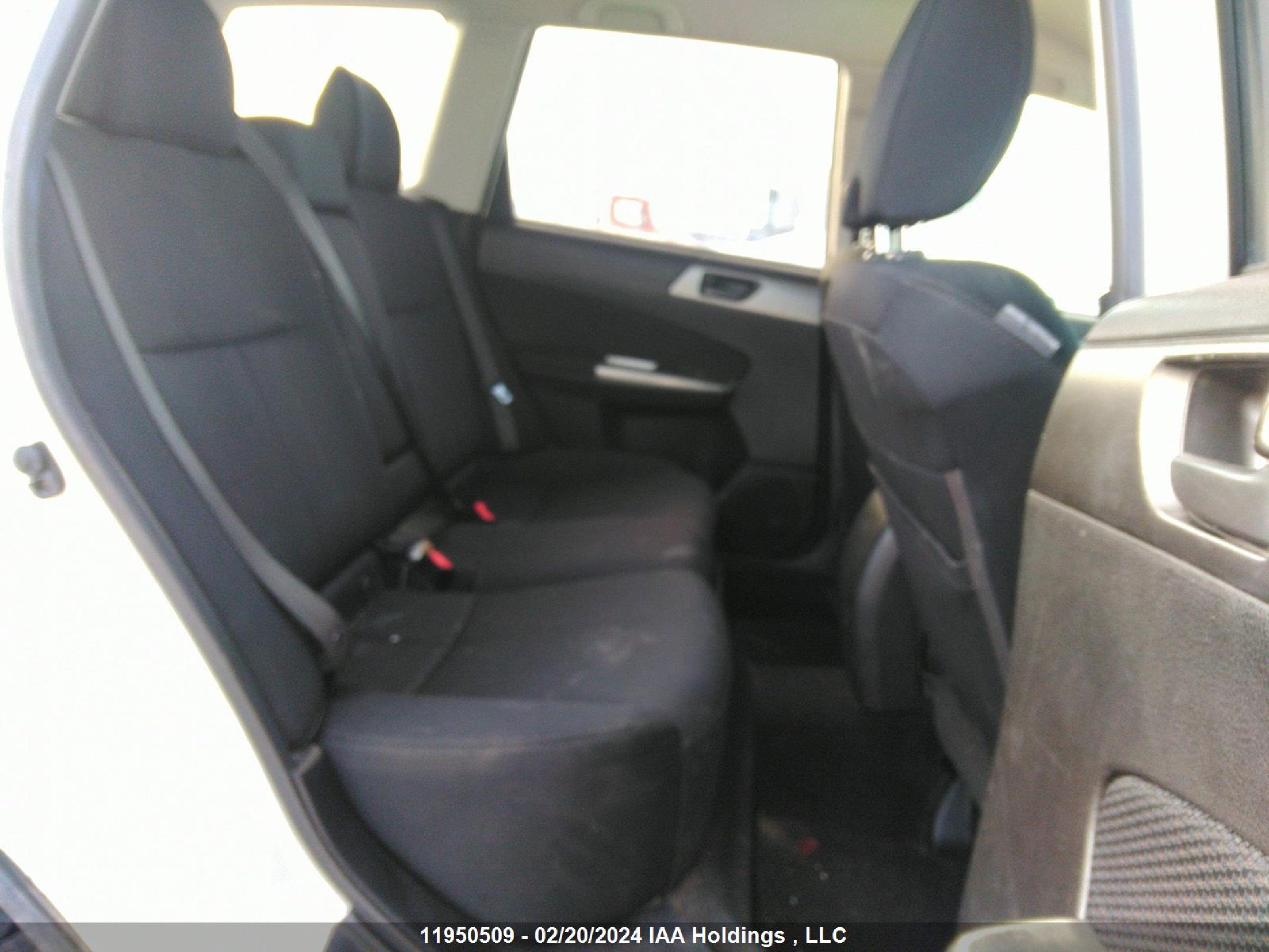 Photo 7 VIN: JF2SHCBC0DH411790 - SUBARU FORESTER 