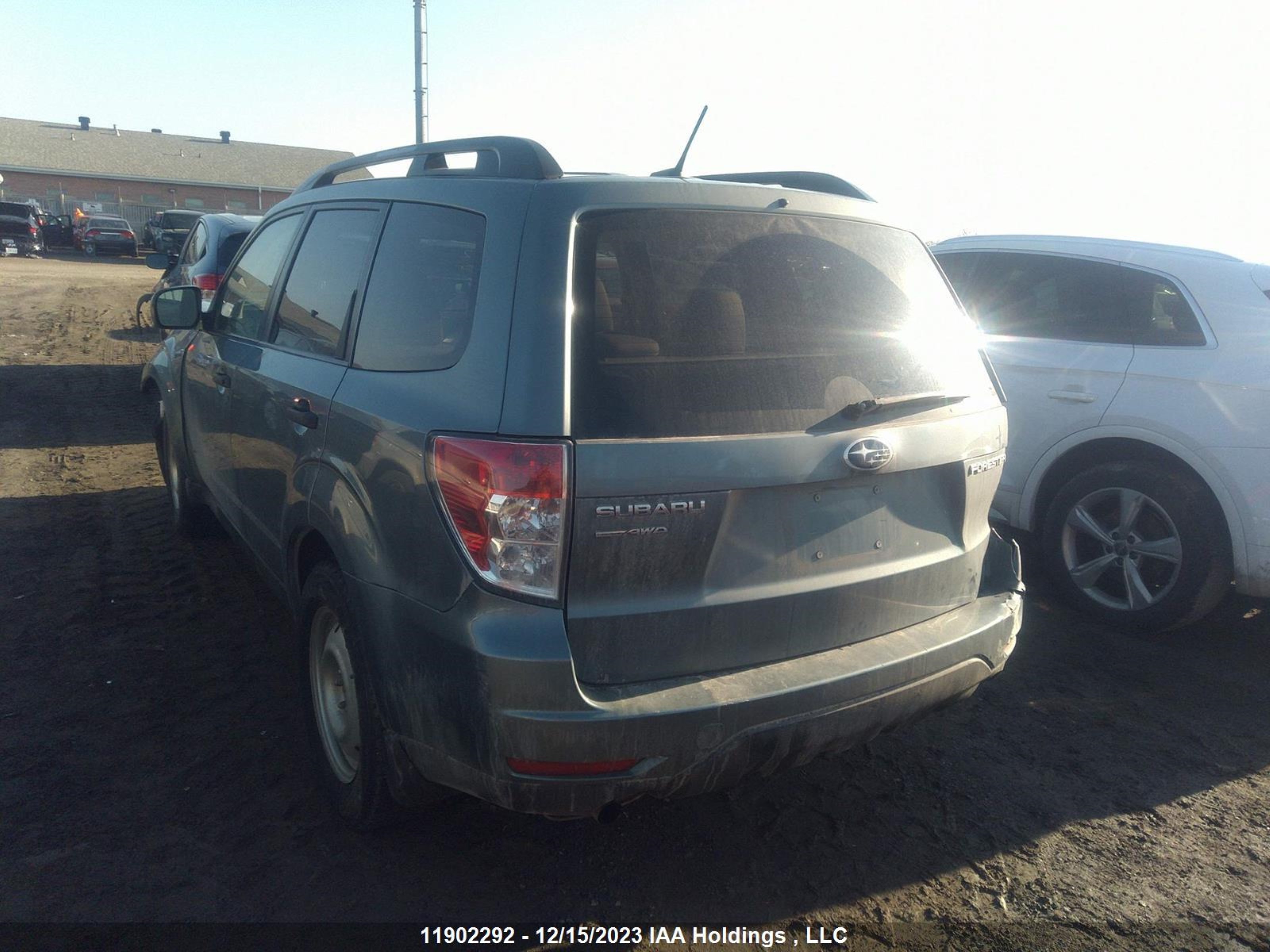 Photo 2 VIN: JF2SHCBC1DH424497 - SUBARU FORESTER 