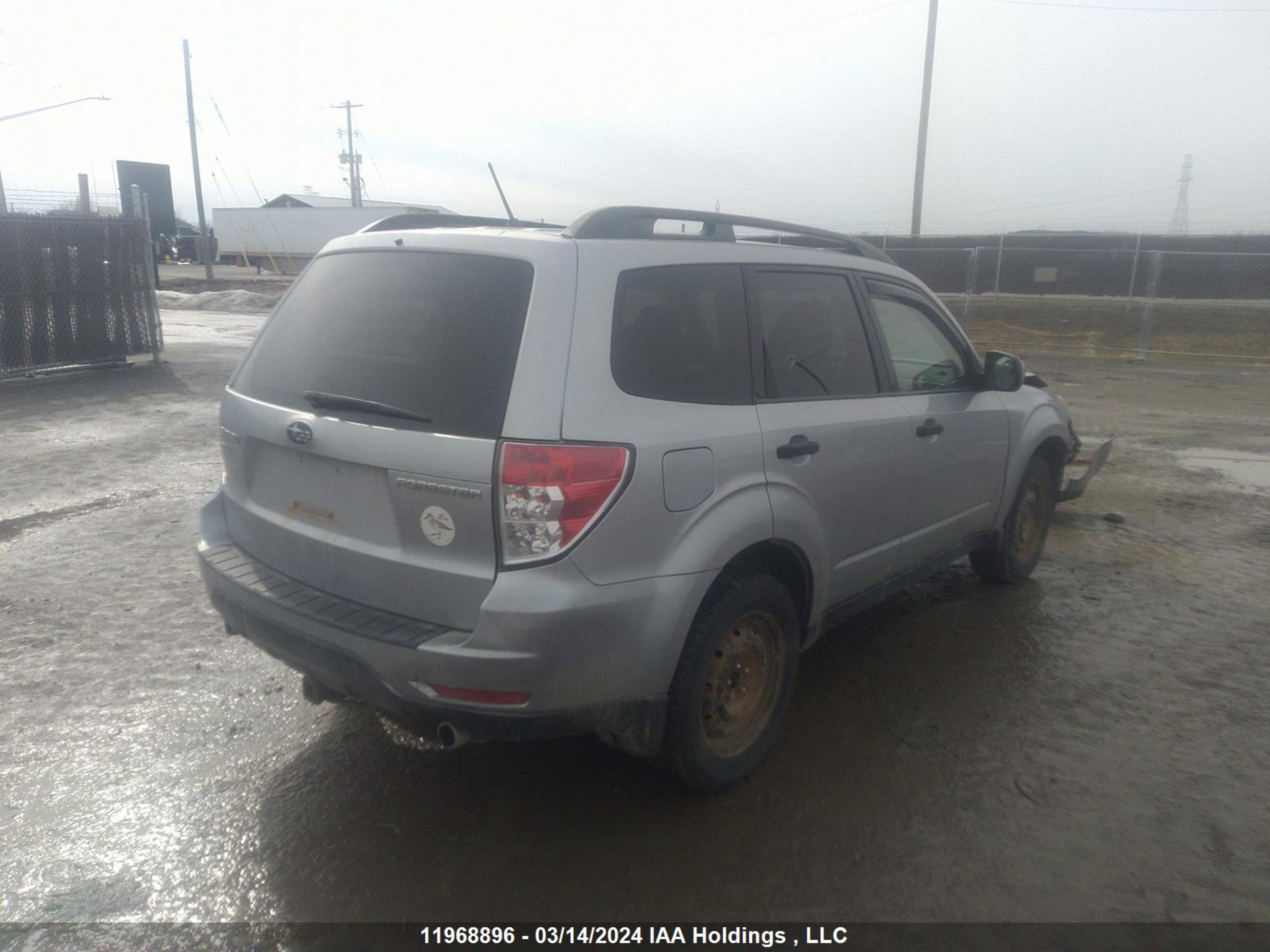 Photo 3 VIN: JF2SHCBC6CH456764 - SUBARU FORESTER 