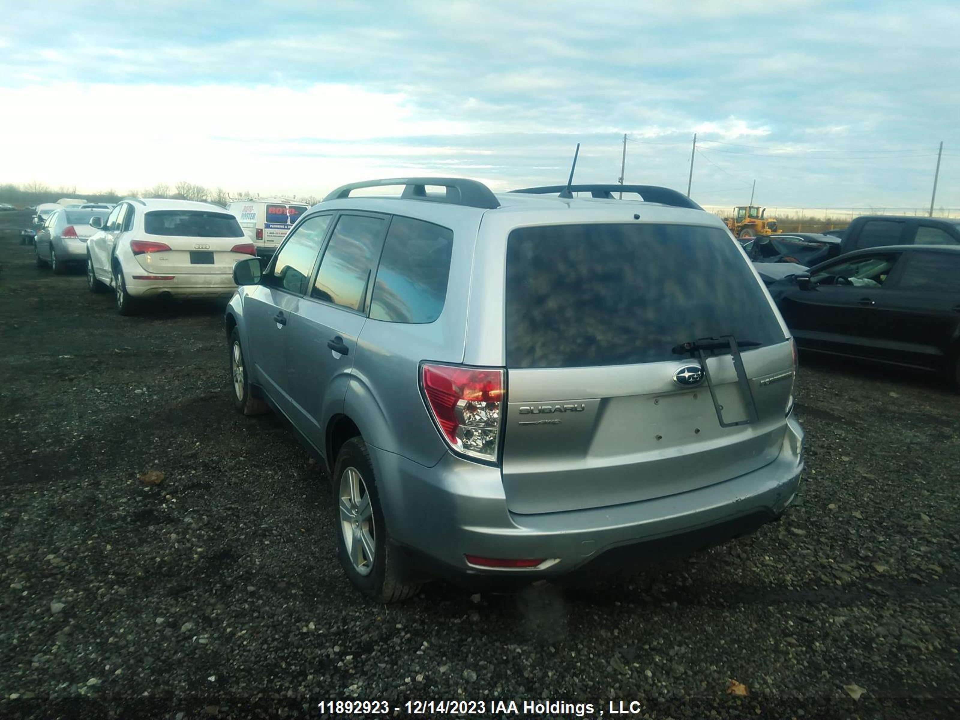 Photo 2 VIN: JF2SHCBC8CH441540 - SUBARU FORESTER 