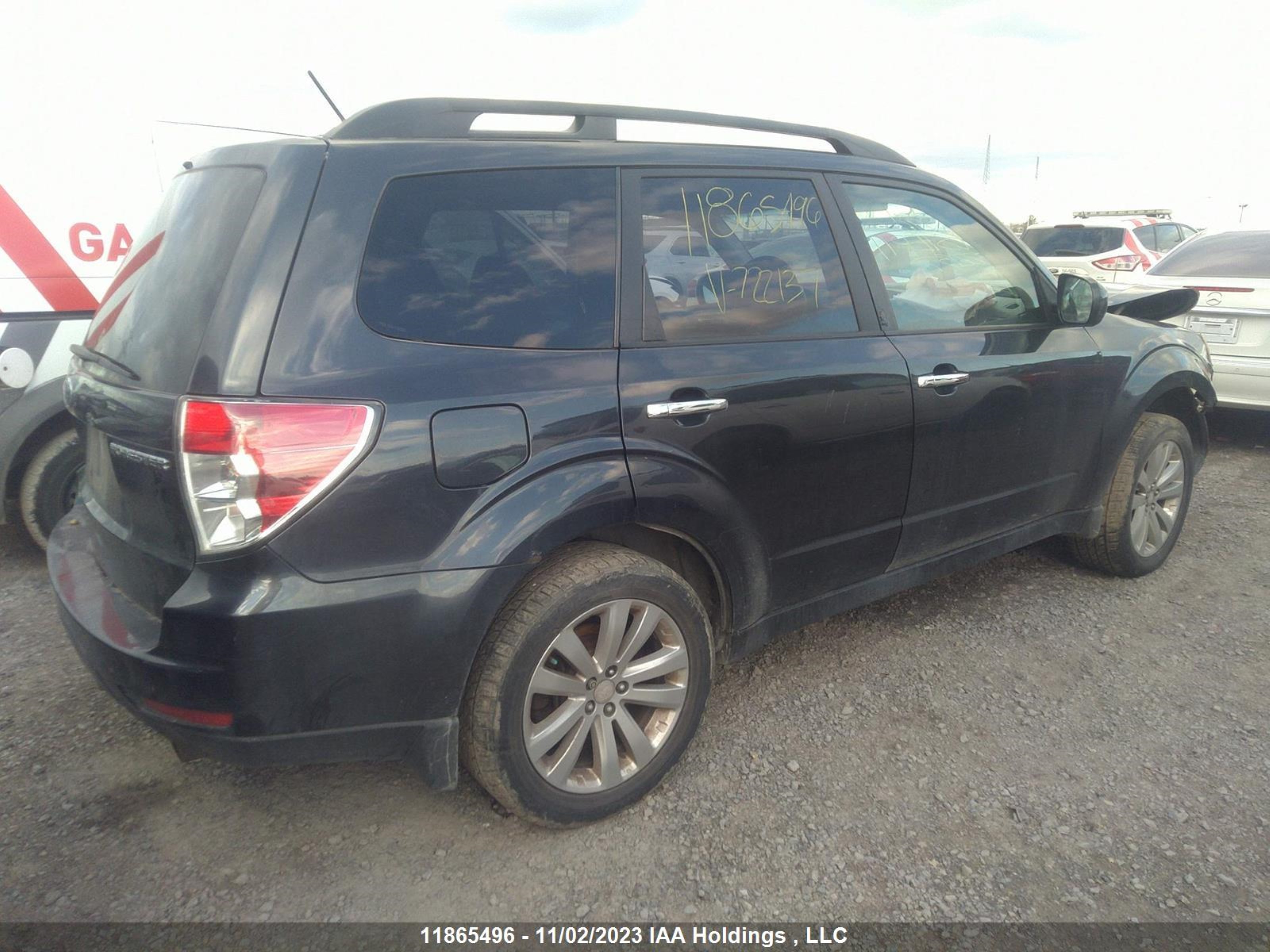 Photo 3 VIN: JF2SHCDC4BG722137 - SUBARU FORESTER 