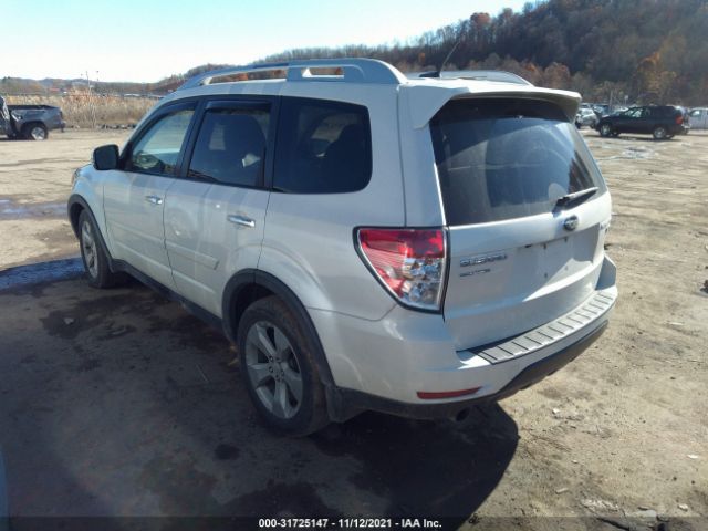 Photo 2 VIN: JF2SHGGC0DH422420 - SUBARU FORESTER 