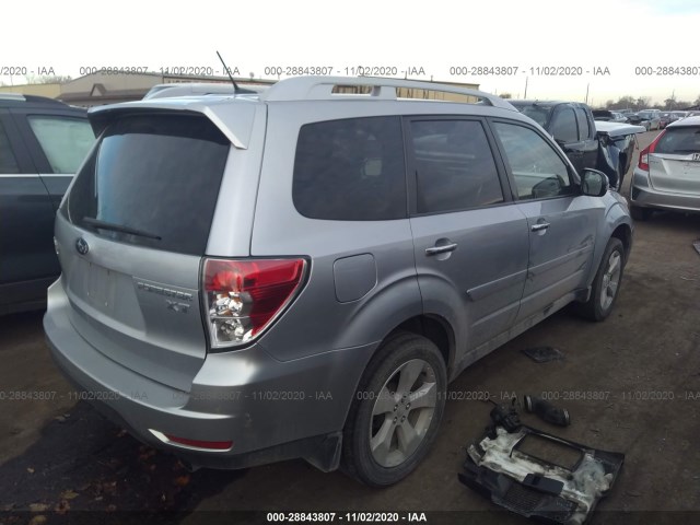 Photo 3 VIN: JF2SHGGC3CH414701 - SUBARU FORESTER 