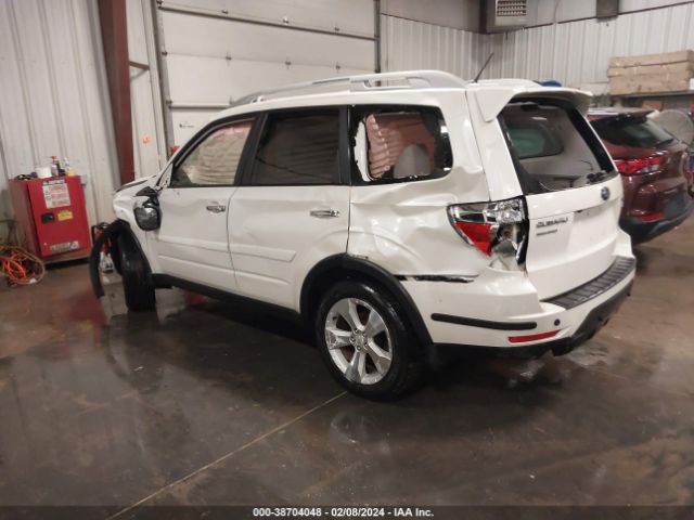 Photo 2 VIN: JF2SHGHC5BH748807 - SUBARU FORESTER 