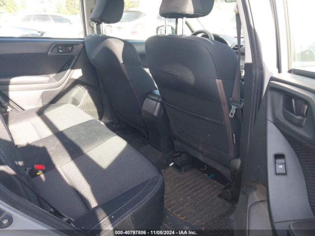 Photo 7 VIN: JF2SJAAC2JH523593 - SUBARU FORESTER 