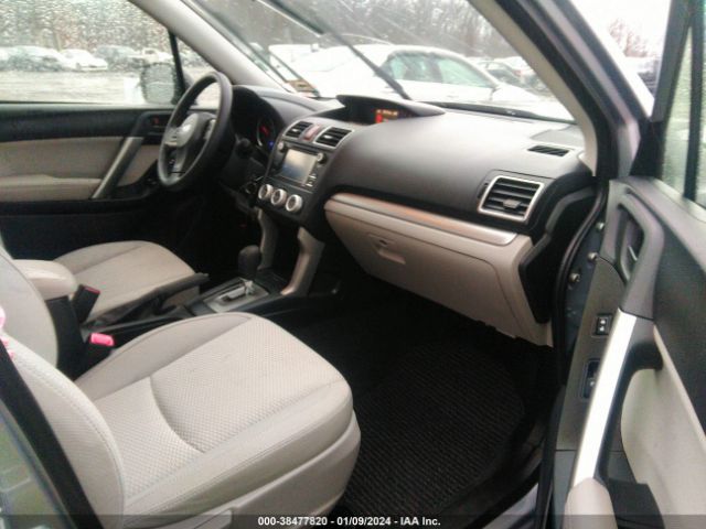 Photo 4 VIN: JF2SJAAC7GH402728 - SUBARU FORESTER 