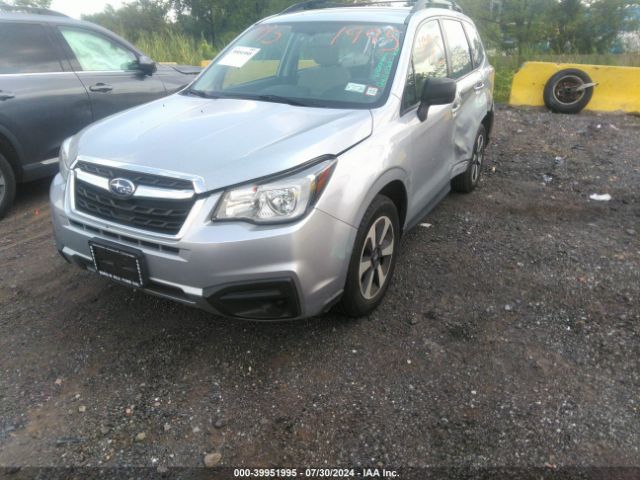 Photo 1 VIN: JF2SJABC0JH452103 - SUBARU FORESTER 