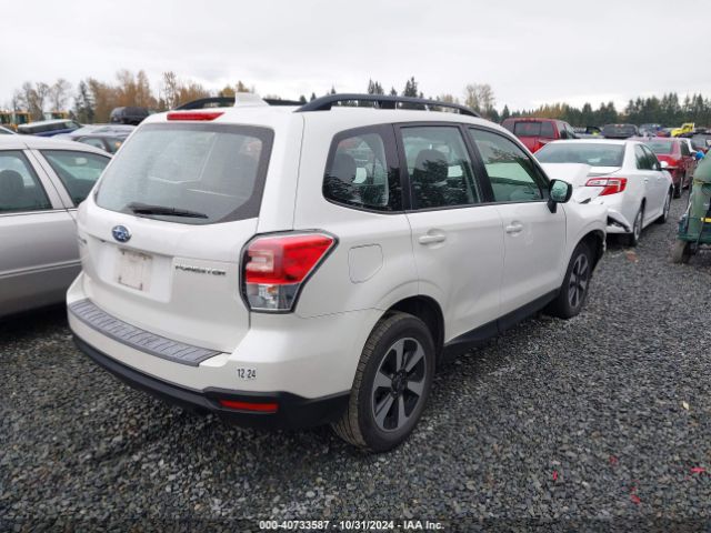 Photo 3 VIN: JF2SJABC0JH460895 - SUBARU FORESTER 