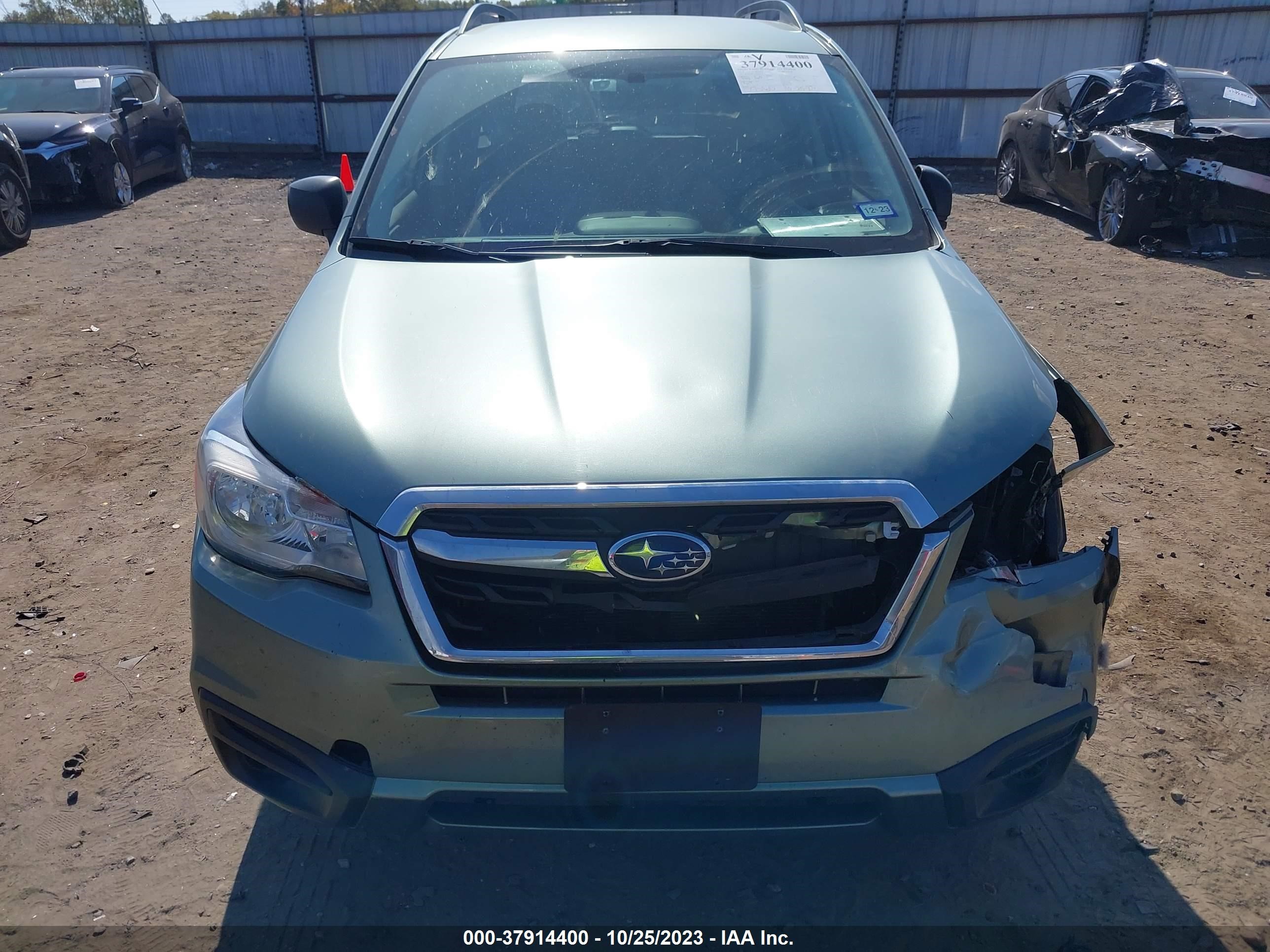 Photo 12 VIN: JF2SJABC0JH481147 - SUBARU FORESTER 