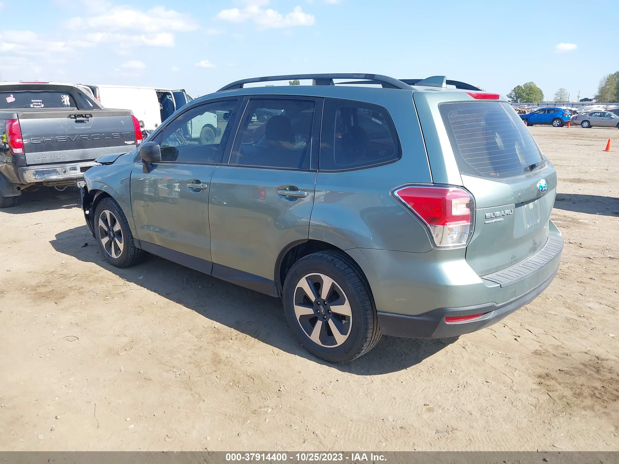 Photo 2 VIN: JF2SJABC0JH481147 - SUBARU FORESTER 