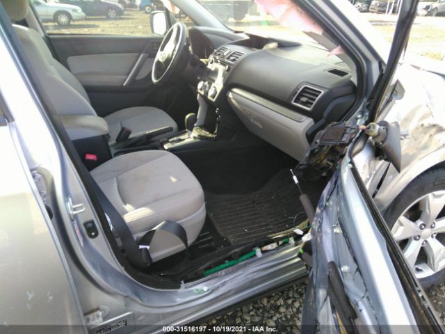 Photo 4 VIN: JF2SJABC1GH565583 - SUBARU FORESTER 