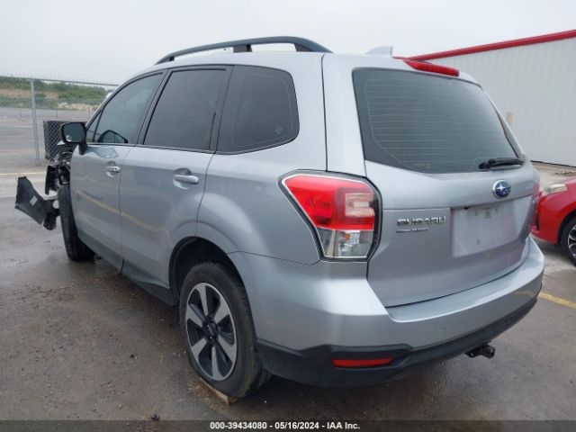 Photo 2 VIN: JF2SJABC2JH405011 - SUBARU FORESTER 