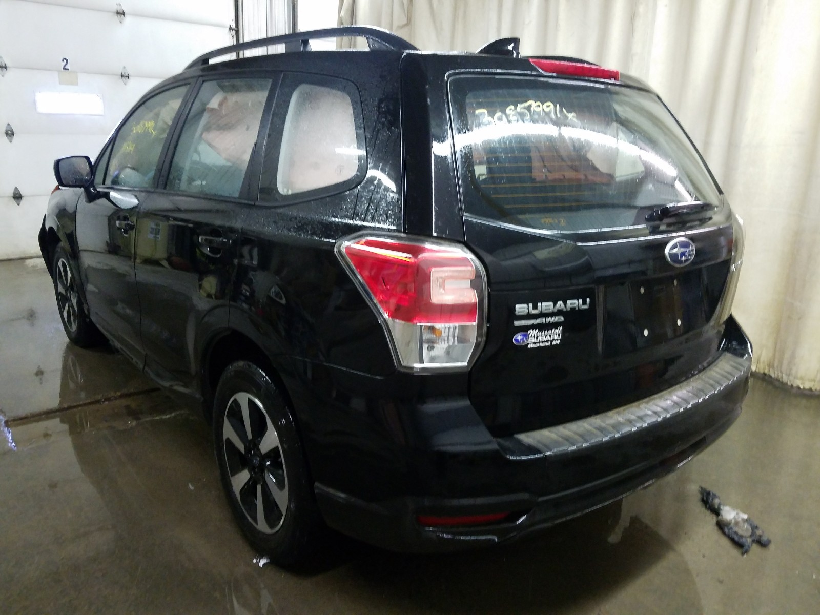 Photo 2 VIN: JF2SJABC2JH419118 - SUBARU FORESTER 2 