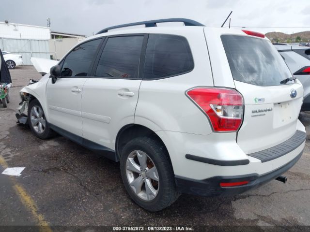 Photo 2 VIN: JF2SJABC3FH413013 - SUBARU FORESTER 