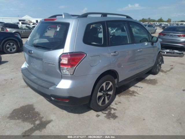 Photo 3 VIN: JF2SJABC3HH407442 - SUBARU FORESTER 