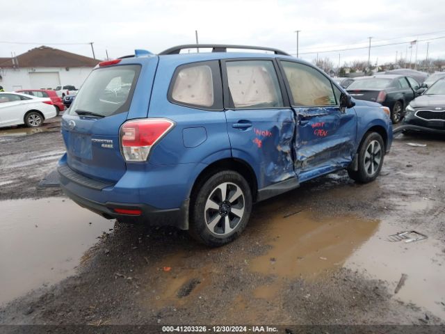 Photo 3 VIN: JF2SJABC3HH806111 - SUBARU FORESTER 