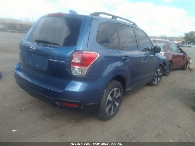 Photo 3 VIN: JF2SJABC3JH564832 - SUBARU FORESTER 