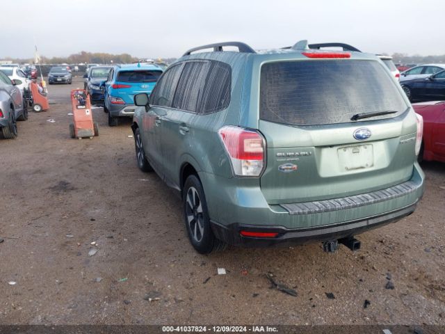 Photo 2 VIN: JF2SJABC3JH573529 - SUBARU FORESTER 