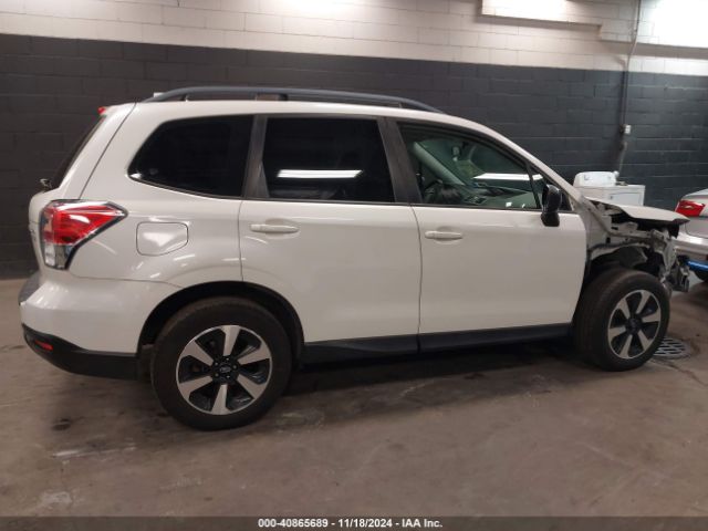 Photo 3 VIN: JF2SJABC4HH541926 - SUBARU FORESTER 