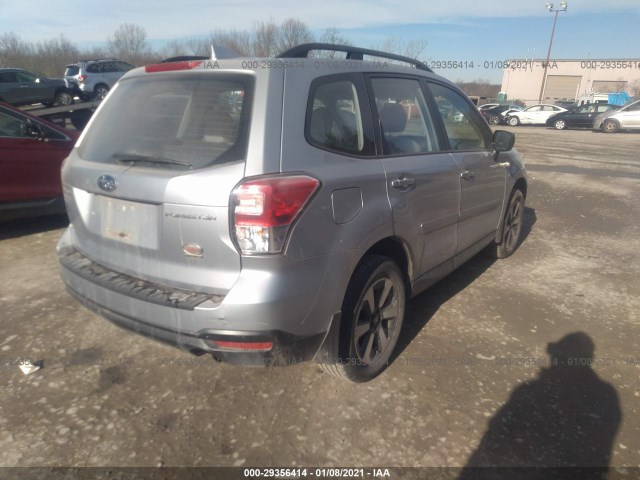 Photo 3 VIN: JF2SJABC4JH502405 - SUBARU FORESTER 