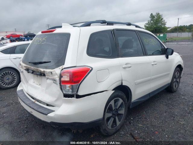 Photo 3 VIN: JF2SJABC6HH418418 - SUBARU FORESTER 