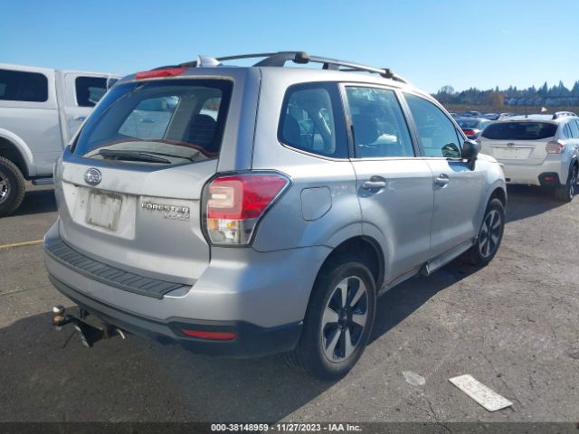 Photo 3 VIN: JF2SJABC6HH457767 - SUBARU FORESTER 