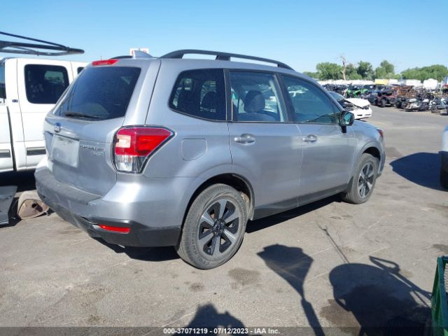 Photo 3 VIN: JF2SJABC6HH541894 - SUBARU FORESTER 