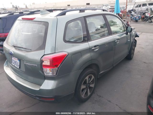 Photo 3 VIN: JF2SJABC6JH435449 - SUBARU FORESTER 