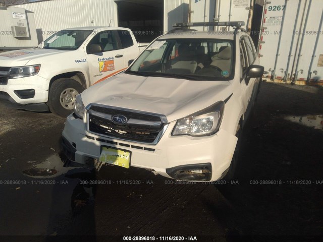 Photo 5 VIN: JF2SJABC6JH476485 - SUBARU FORESTER 