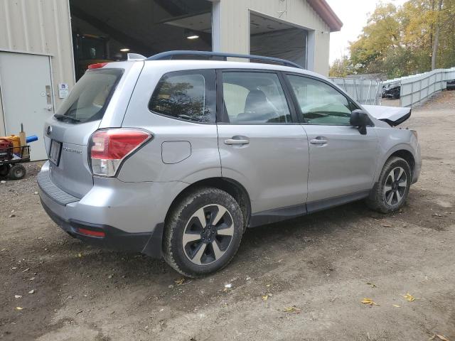 Photo 2 VIN: JF2SJABC7JH521028 - SUBARU FORESTER 2 