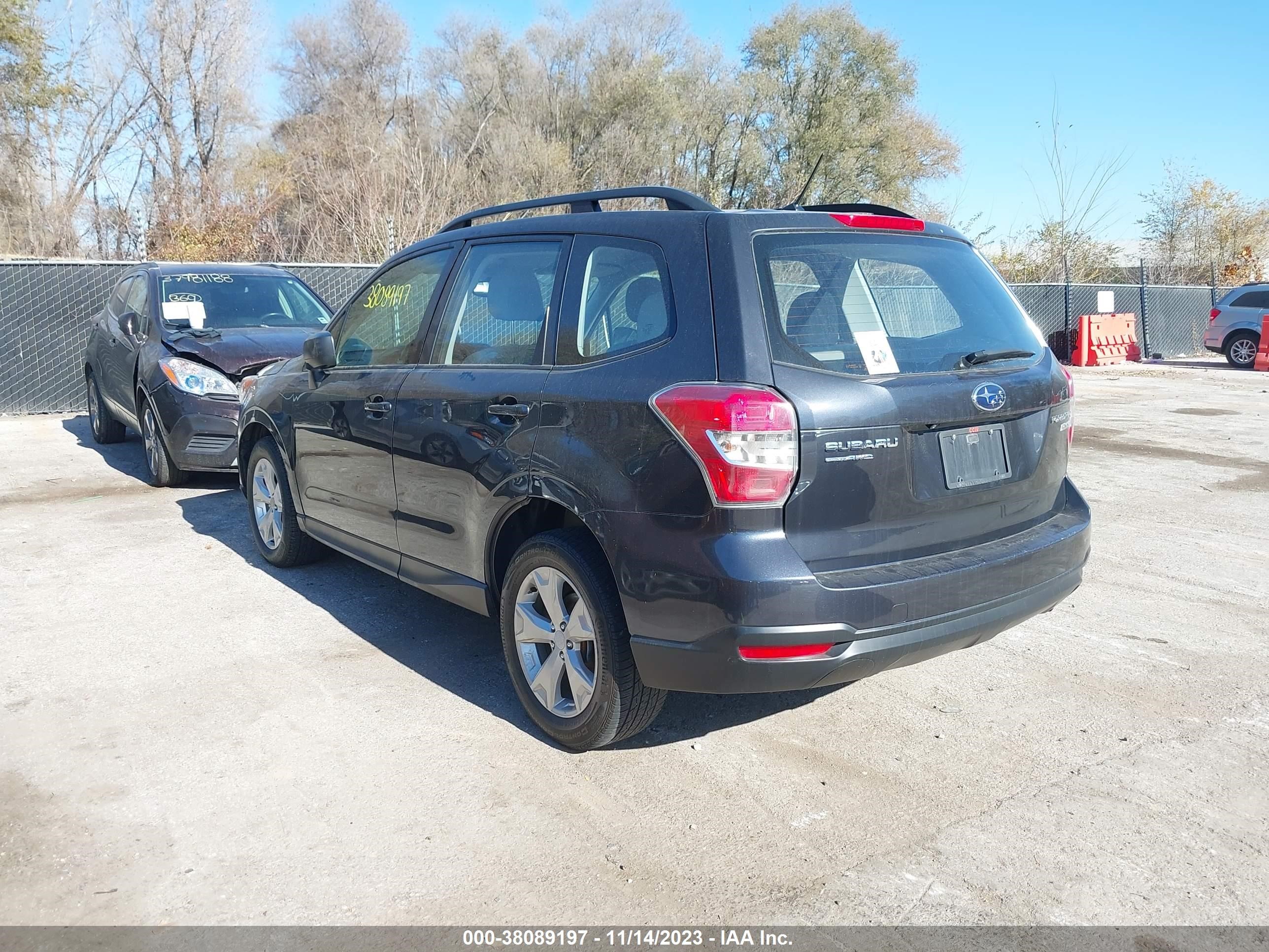 Photo 2 VIN: JF2SJABC8FH583416 - SUBARU FORESTER 