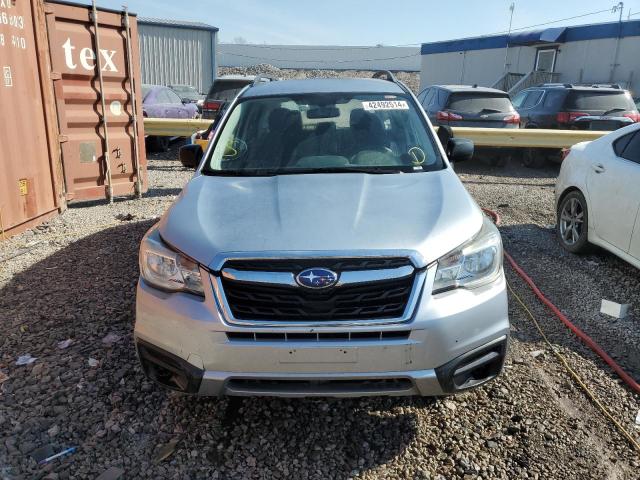 Photo 4 VIN: JF2SJABC8HH411017 - SUBARU FORESTER 