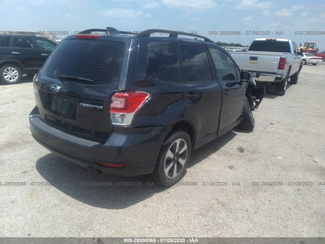 Photo 3 VIN: JF2SJABC8JH577771 - SUBARU FORESTER 