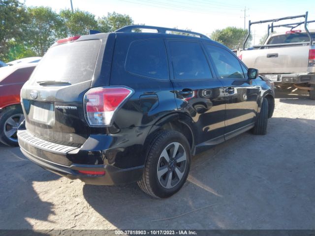 Photo 3 VIN: JF2SJABC8JH578564 - SUBARU FORESTER 