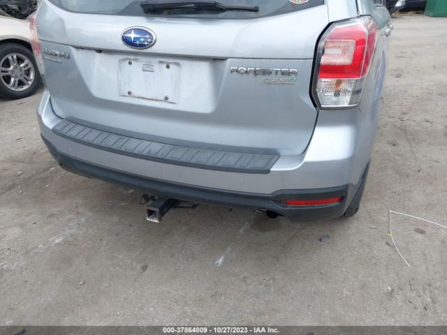 Photo 5 VIN: JF2SJABCXHH405283 - SUBARU FORESTER 