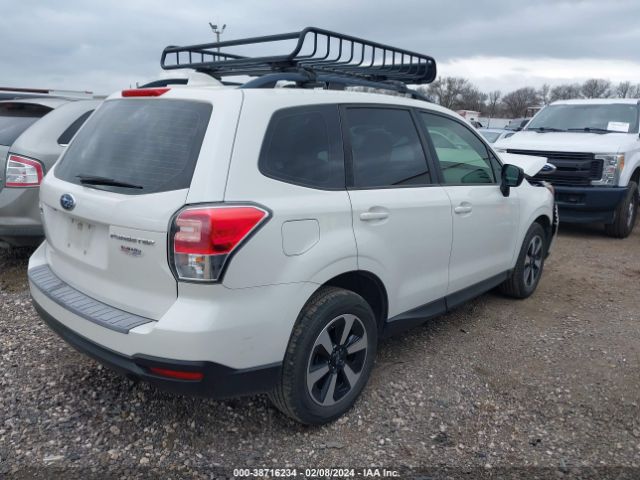 Photo 3 VIN: JF2SJABCXJH405922 - SUBARU FORESTER 